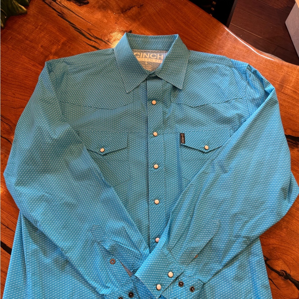 CINCH Pearl Snap Men’s long sleeve Western shirt.